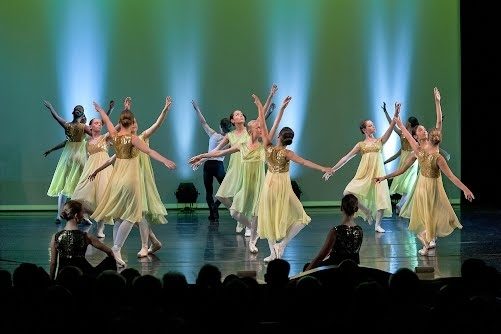 L'Arlésienne / Eolienne Danse