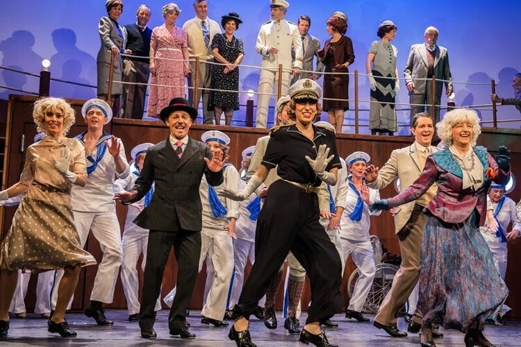 PREMIERE Anything Goes
