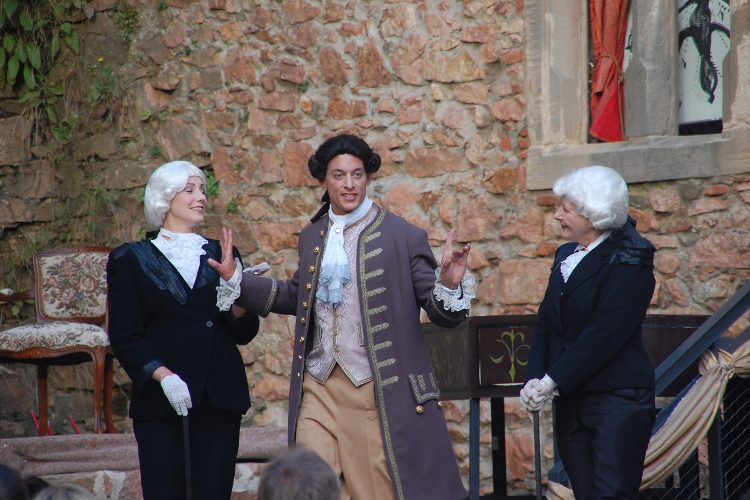 AMADEUS
