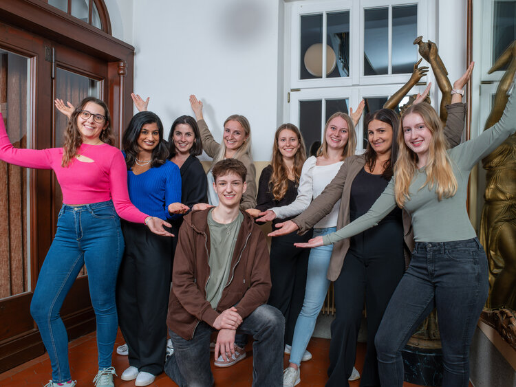 Produktionen > Herzogin von Chicago > Ballett